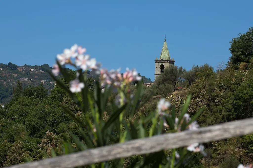 مزرعة للإقامة Turismo Rurale Il Sole Sant'Angelo di Brolo إيطاليا